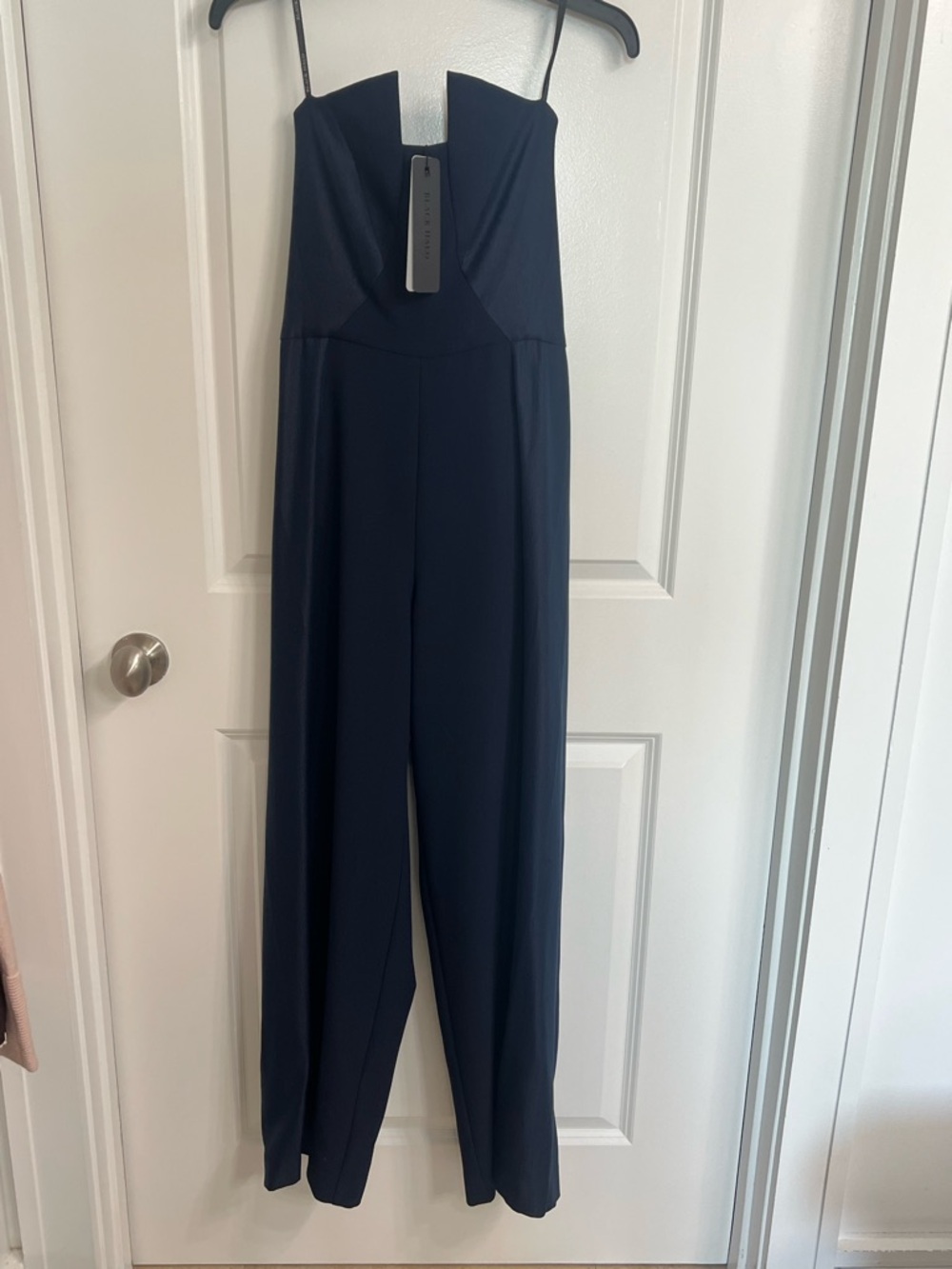 NWT Black Halo Lena Navy Strapless Jumpsuit Size 6 Altered Length - Picture 2 of 7